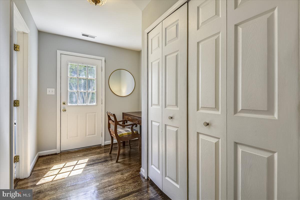 GLENBROOK VILLAGE - Residential