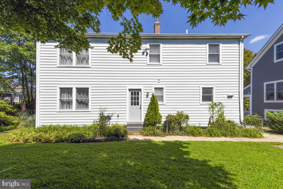 GLENBROOK VILLAGE - Residential