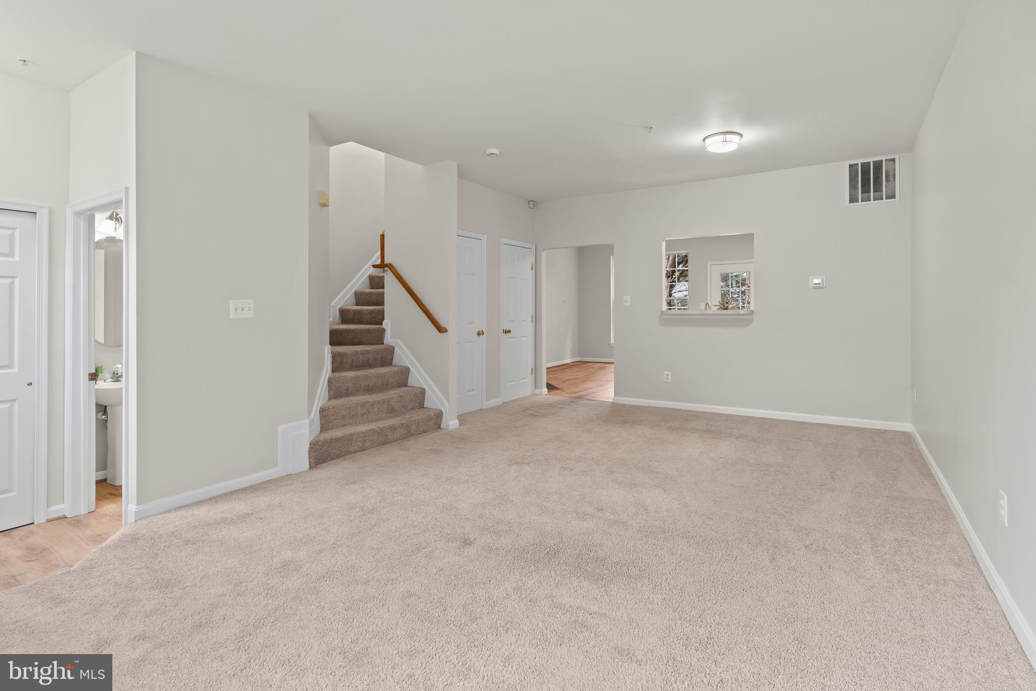 11 HARBOUR HEIGHTS DRIVE 11