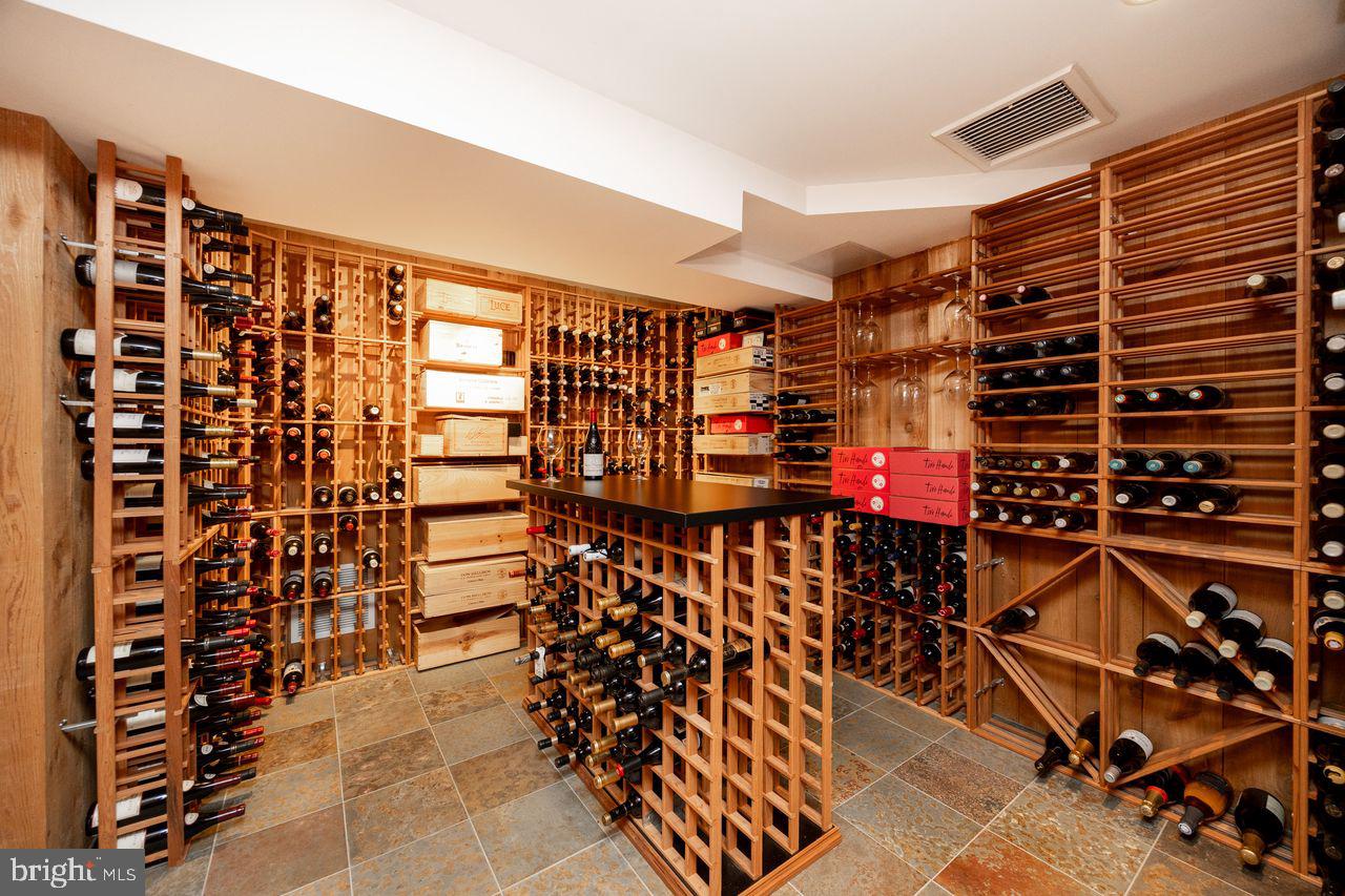 BRAMPTON CHASE - Residential