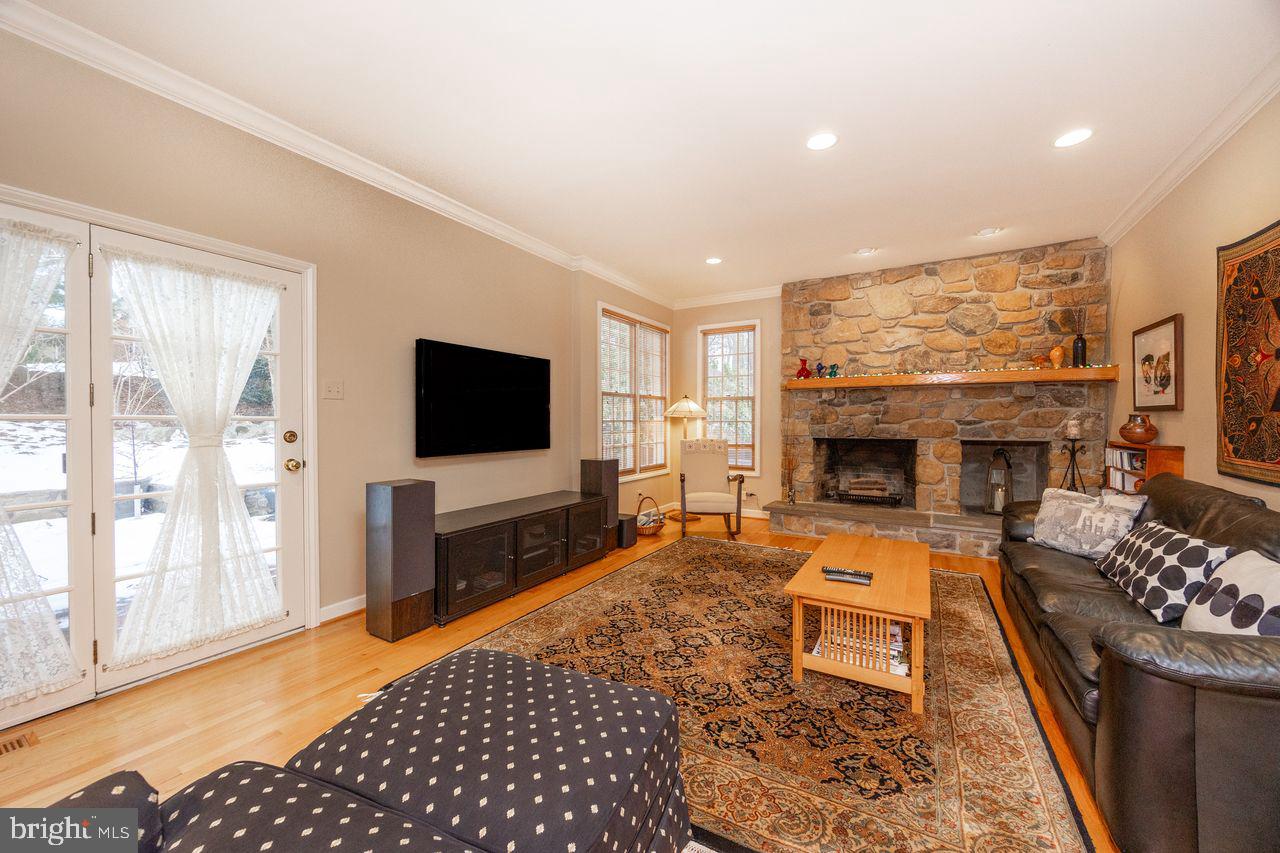 BRAMPTON CHASE - Residential