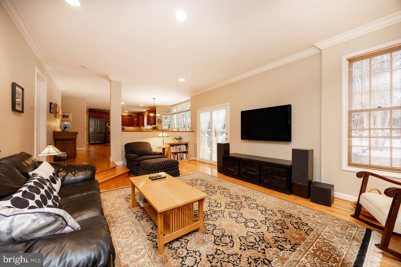 BRAMPTON CHASE - Residential