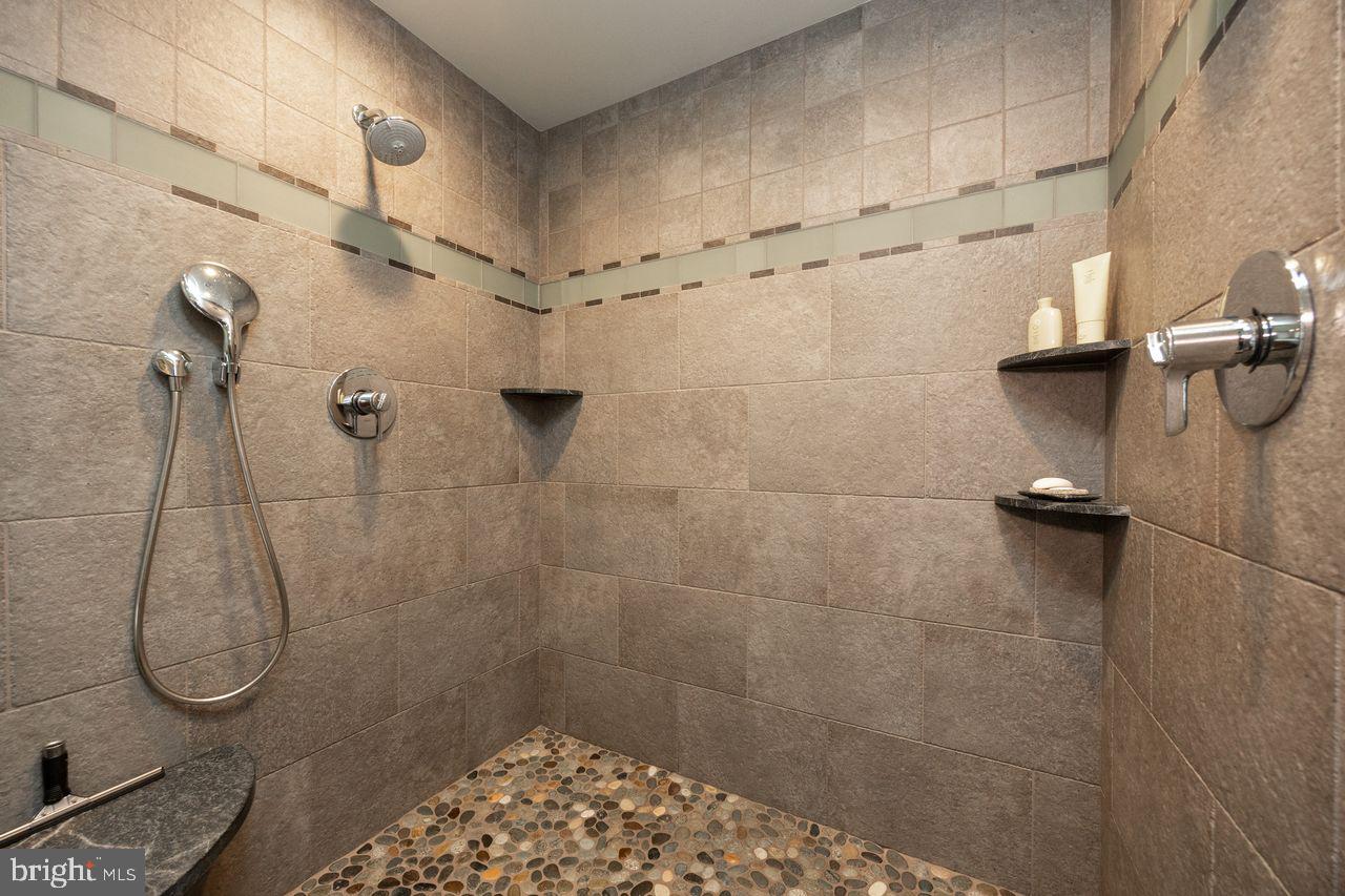 BRAMPTON CHASE - Residential