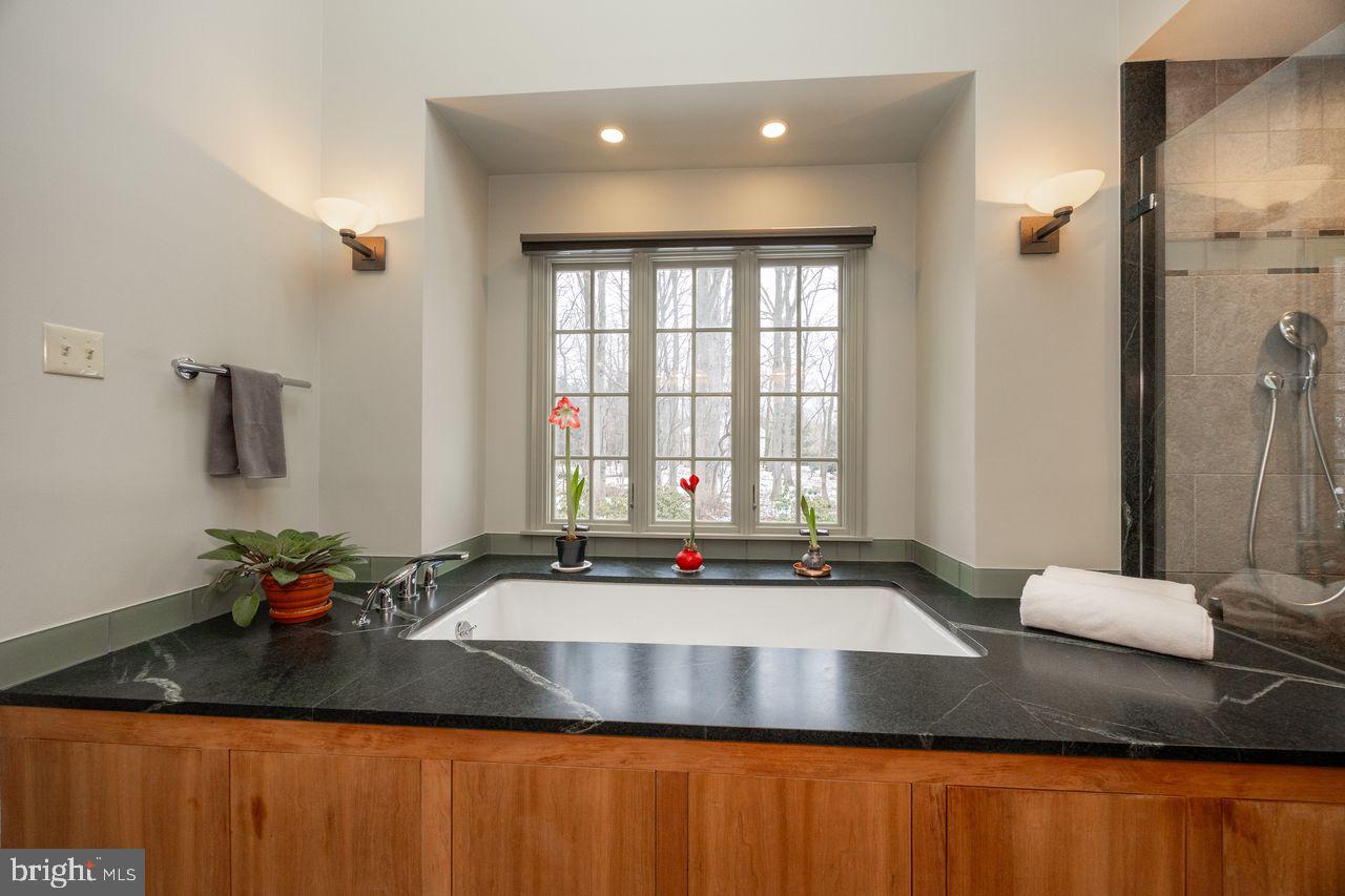 BRAMPTON CHASE - Residential