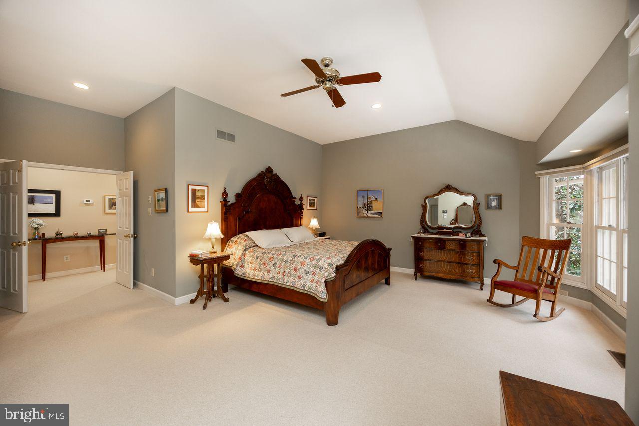 BRAMPTON CHASE - Residential