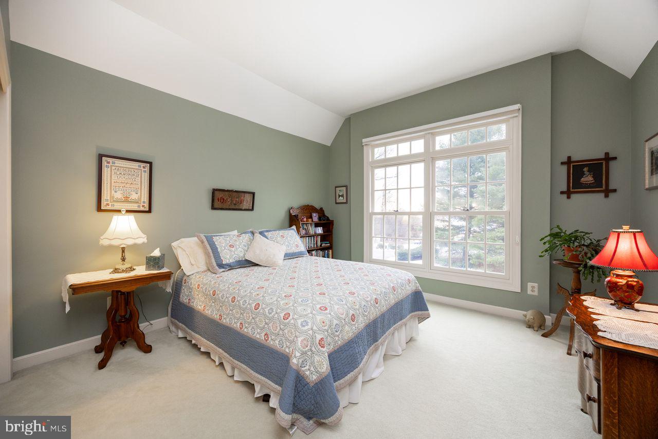 BRAMPTON CHASE - Residential