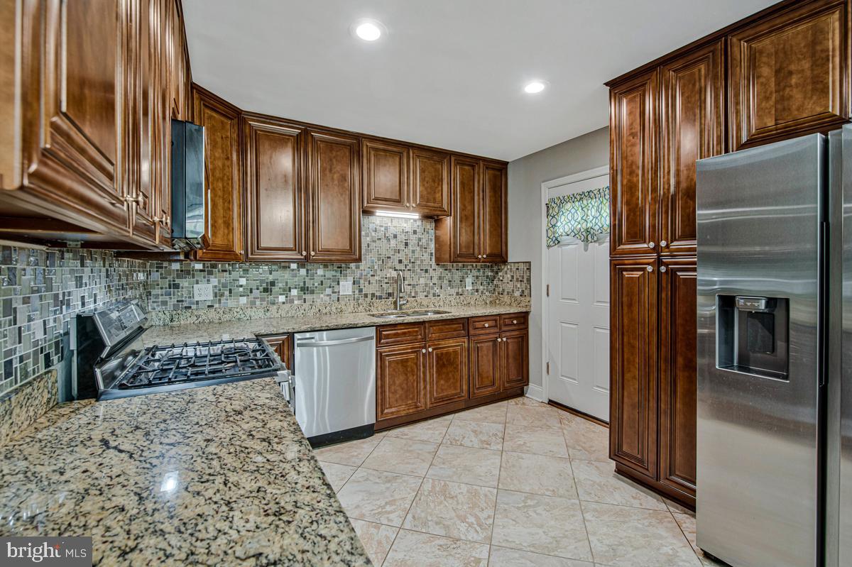 2335 SCOTT KEY DRIVE