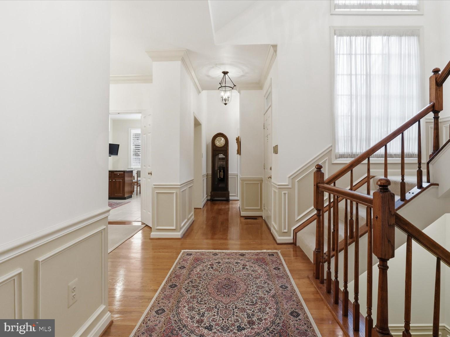 10204 ASPEN WILLOW DRIVE