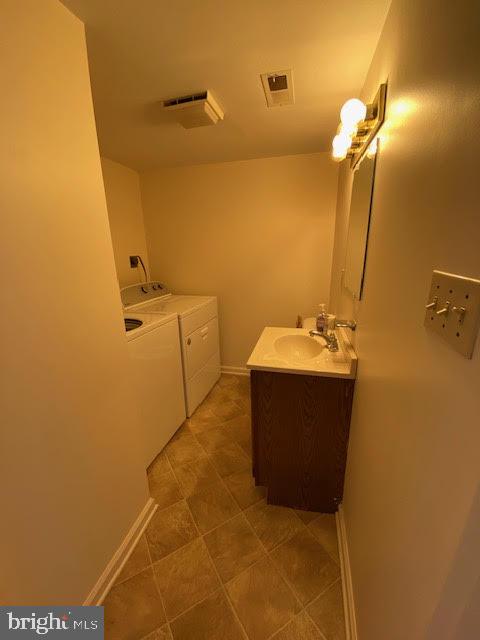 MUSSELMAN SQUARE - Residential Lease