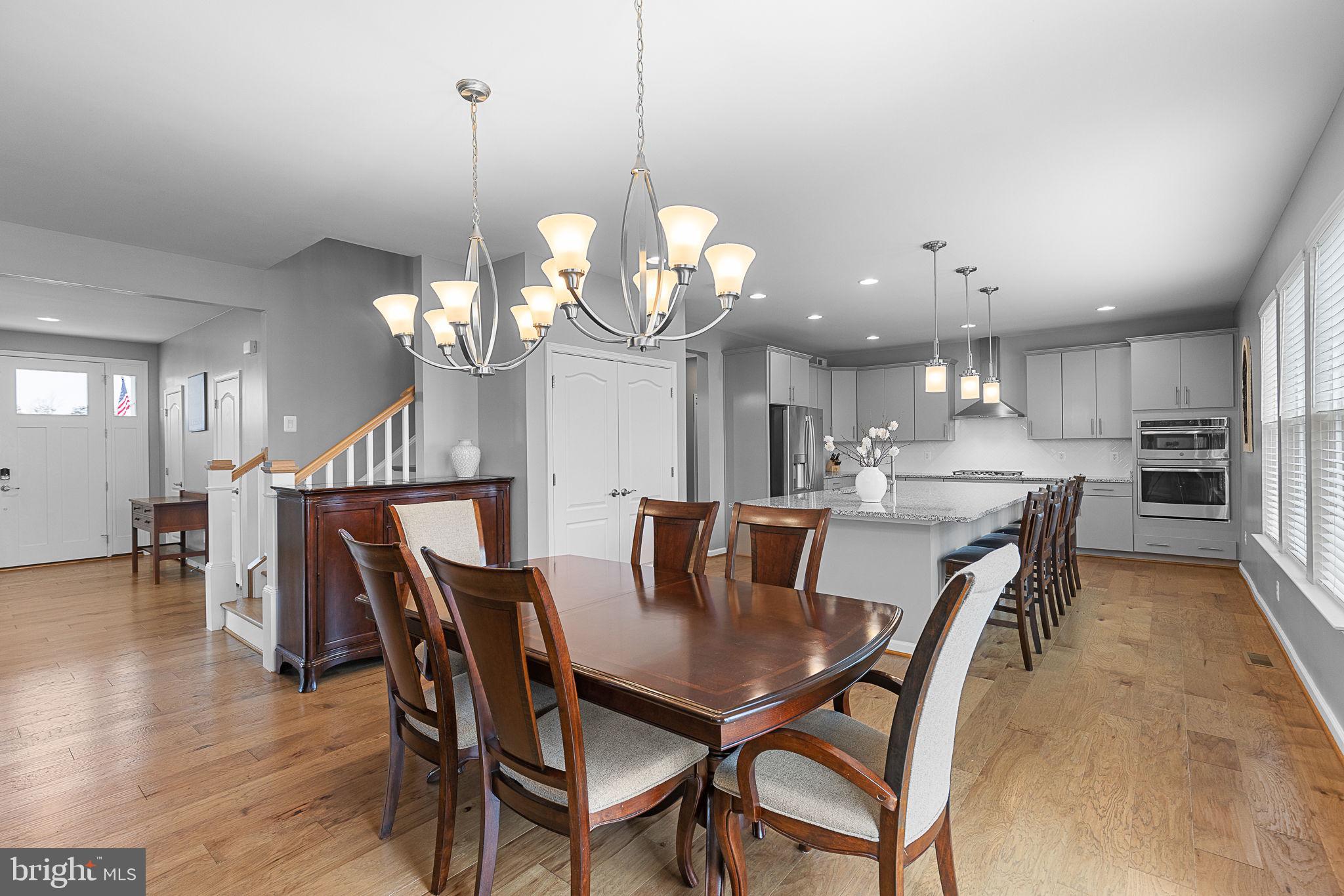 LIBERTY KNOLLS - Residential