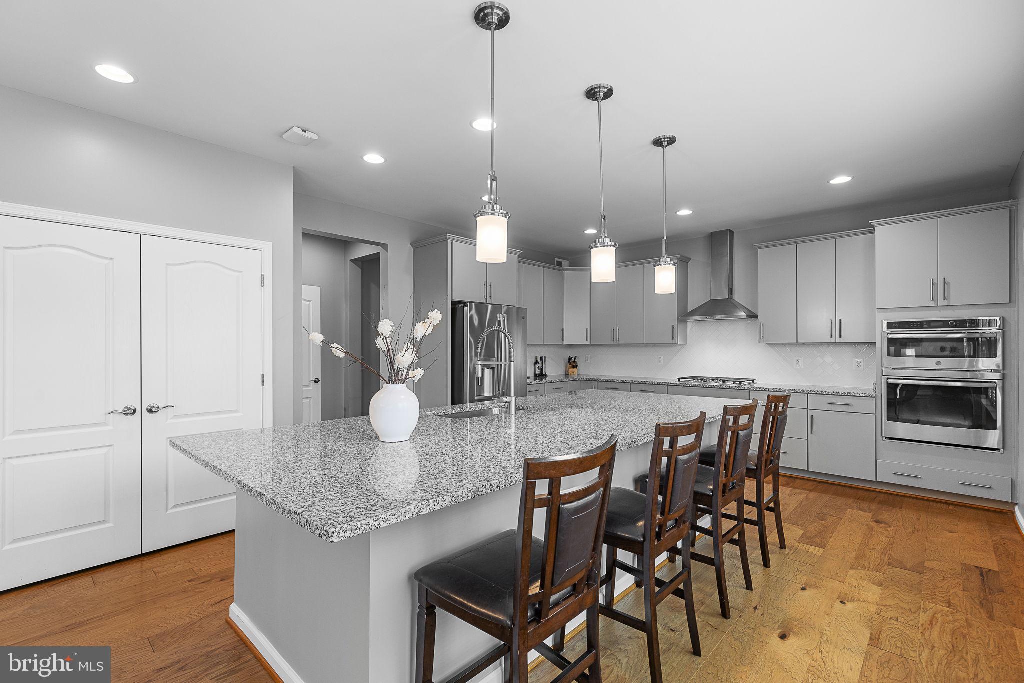 LIBERTY KNOLLS - Residential