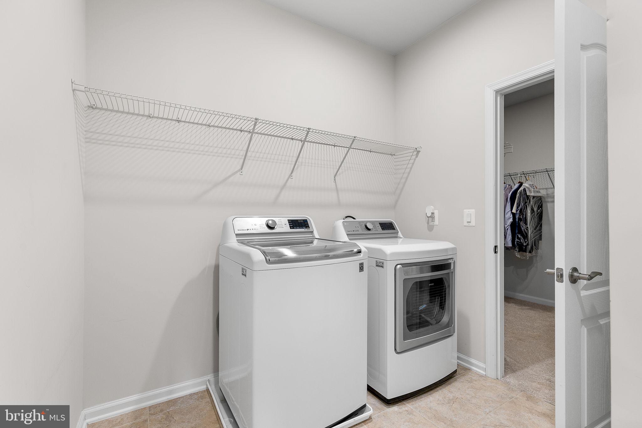 LIBERTY KNOLLS - Residential