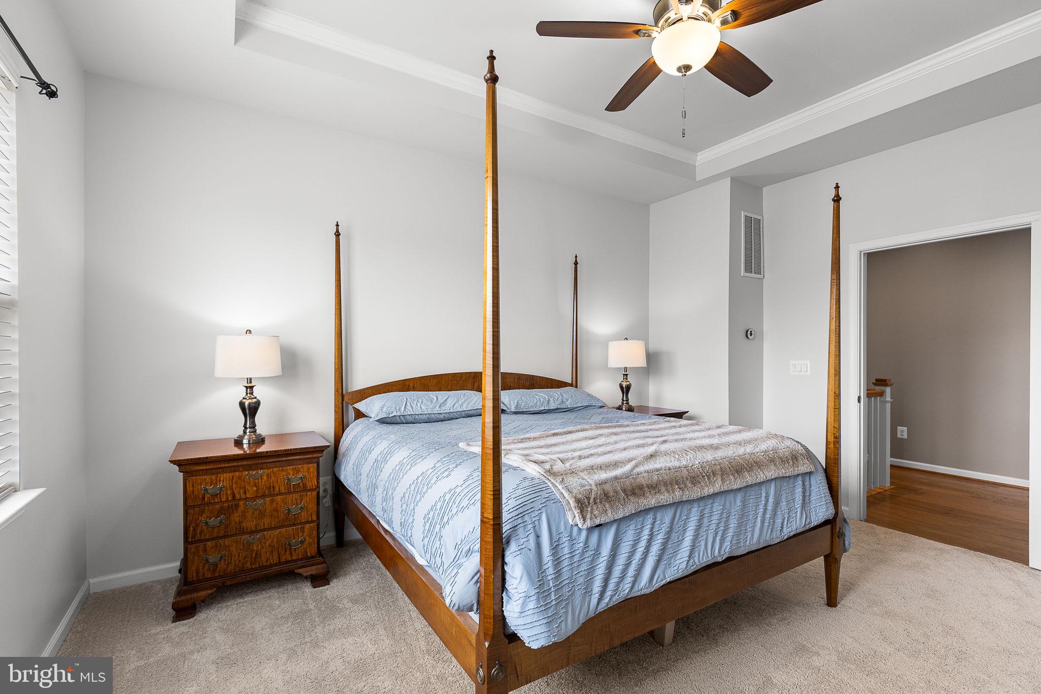 LIBERTY KNOLLS - Residential