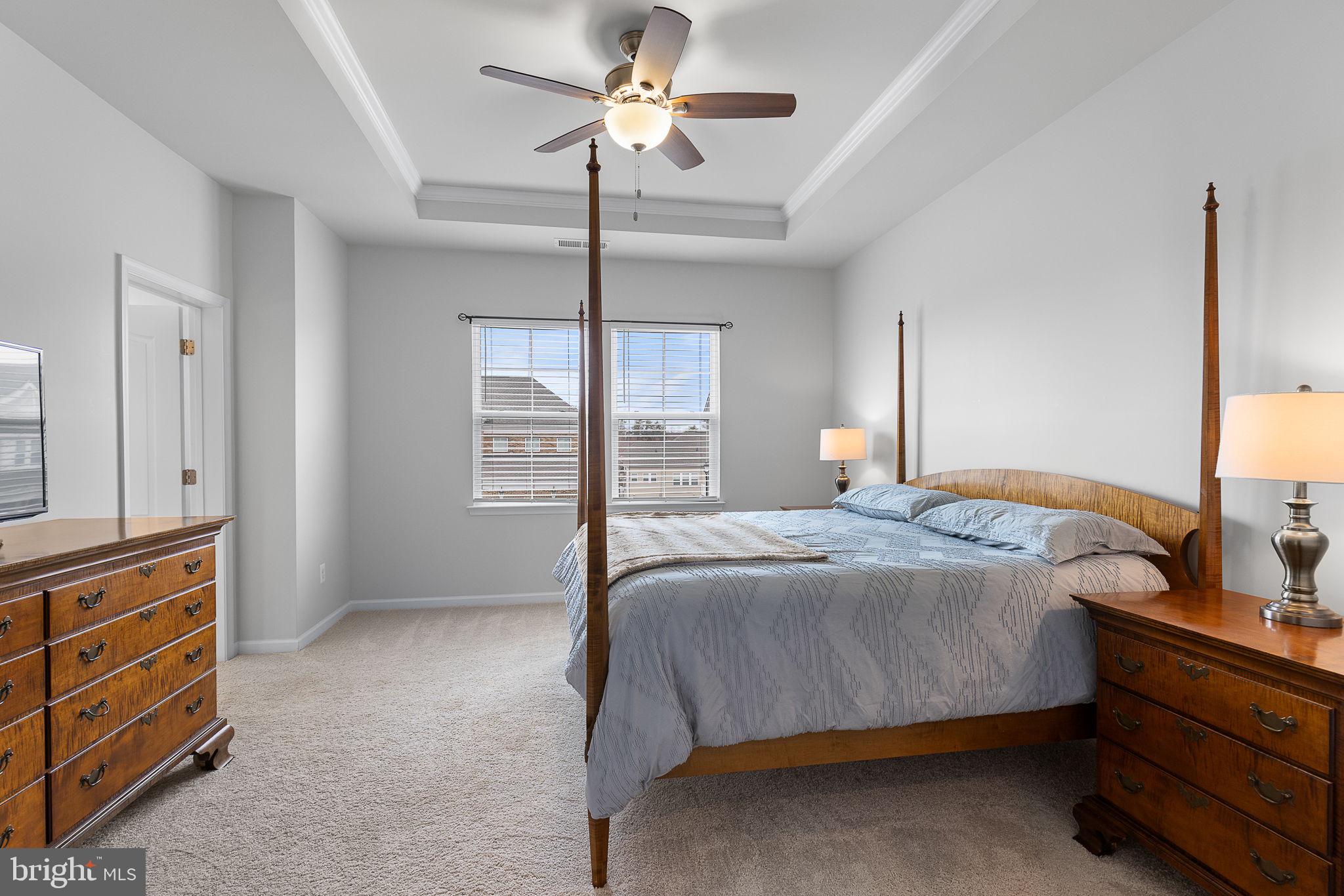 LIBERTY KNOLLS - Residential