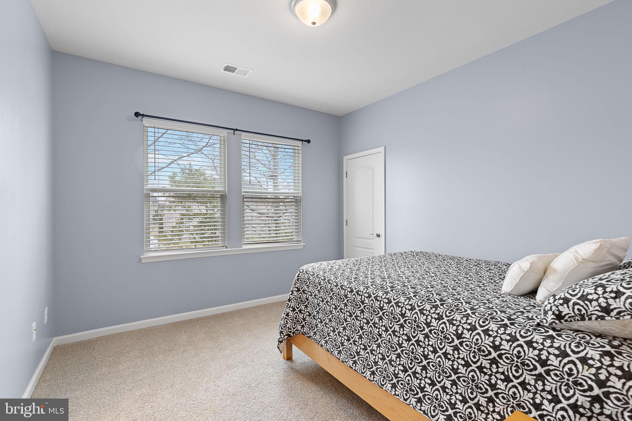 LIBERTY KNOLLS - Residential