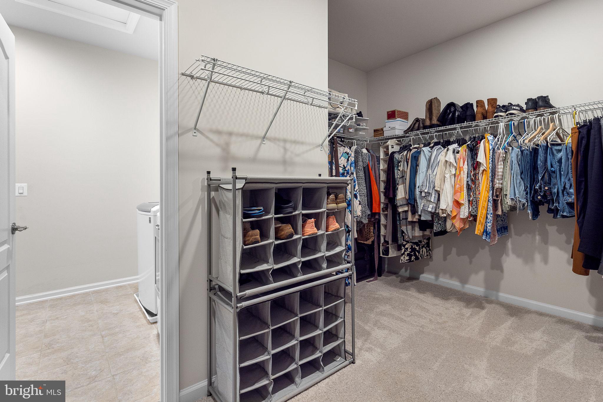 LIBERTY KNOLLS - Residential