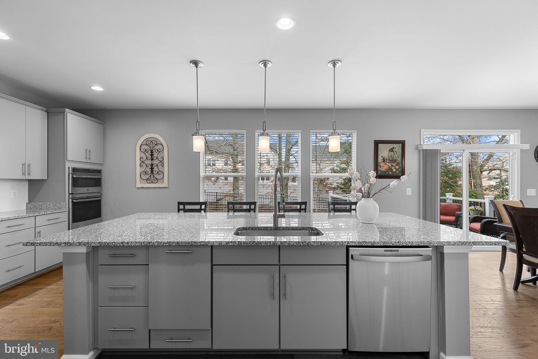 LIBERTY KNOLLS - Residential