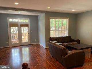 LAUREL HIGHLANDS - Residential
