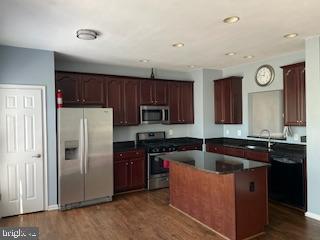 LAUREL HIGHLANDS - Residential