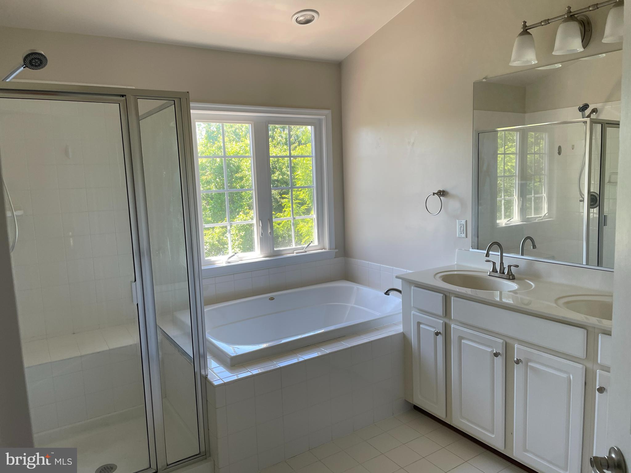 LAUREL HIGHLANDS - Residential