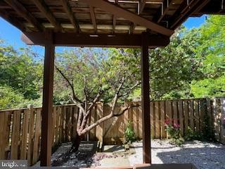 LAUREL HIGHLANDS - Residential