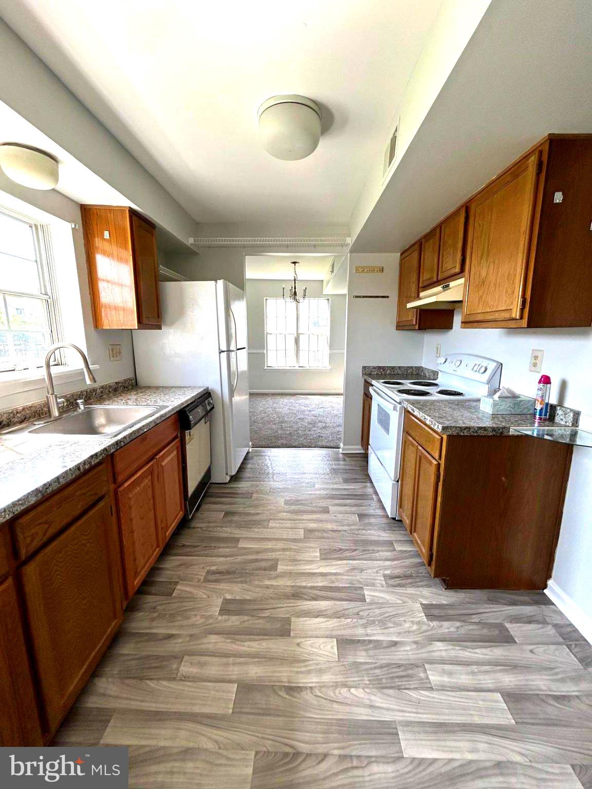 1405 KEY PARKWAY 201A