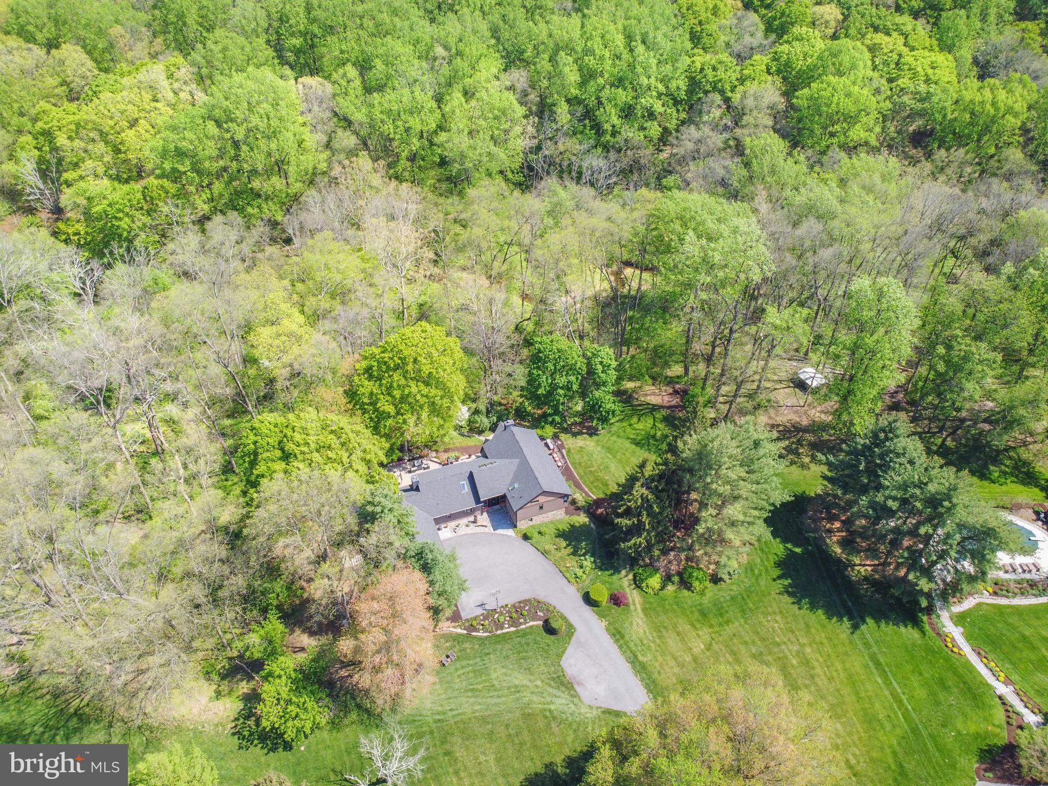 ROUNDELAY - Residential