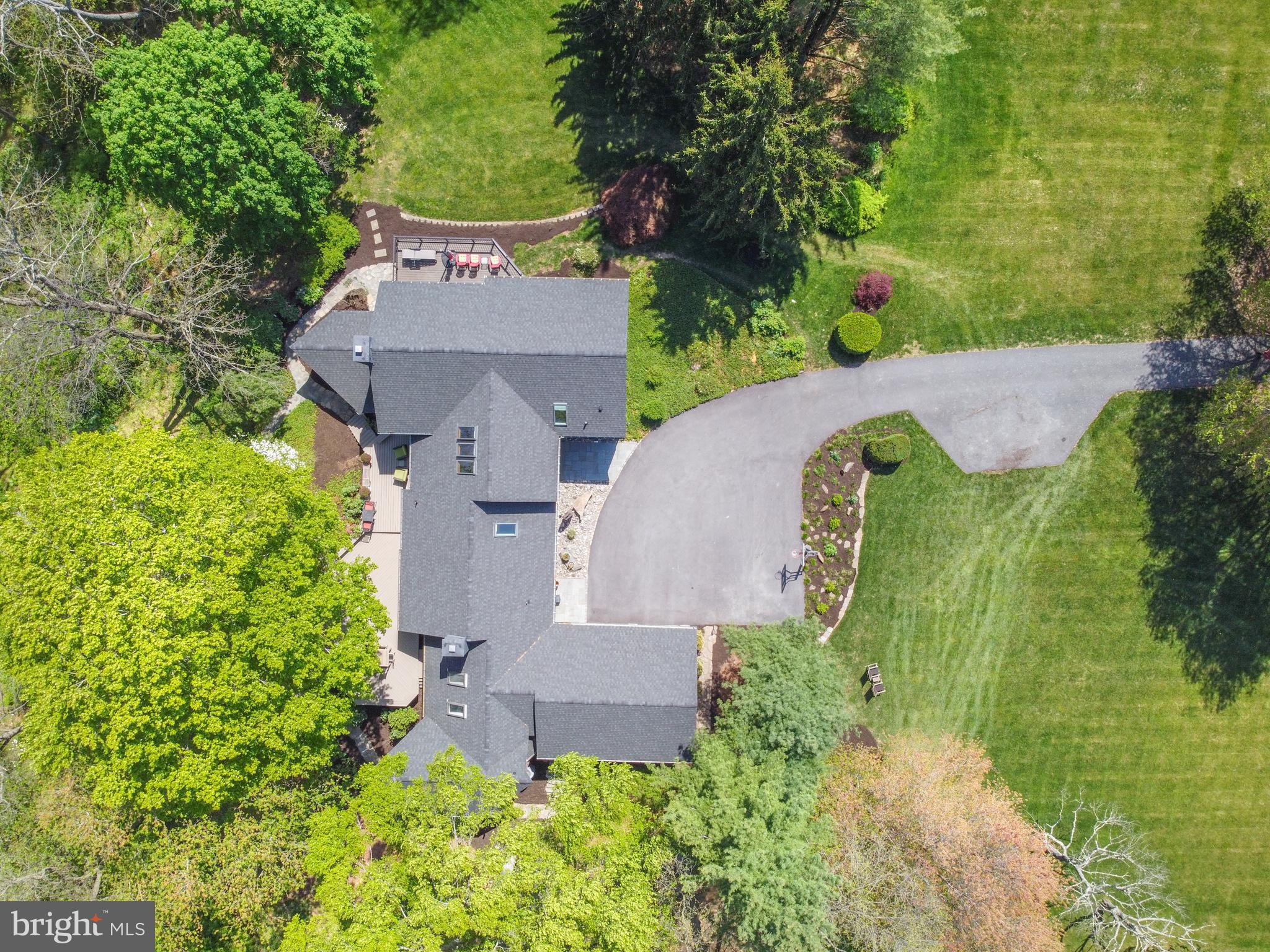 ROUNDELAY - Residential