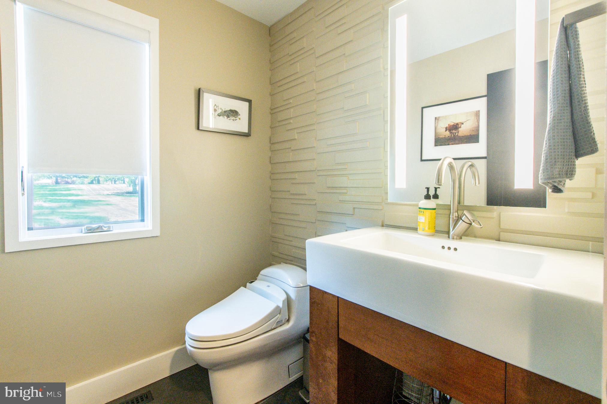 ROUNDELAY - Residential