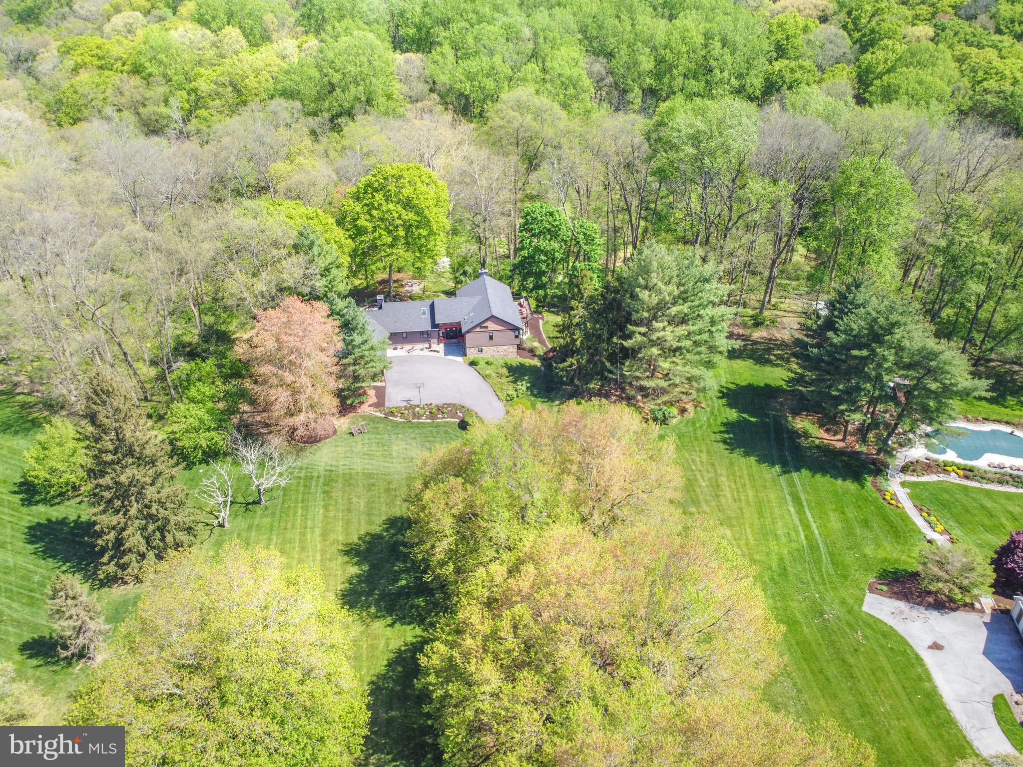 ROUNDELAY - Residential