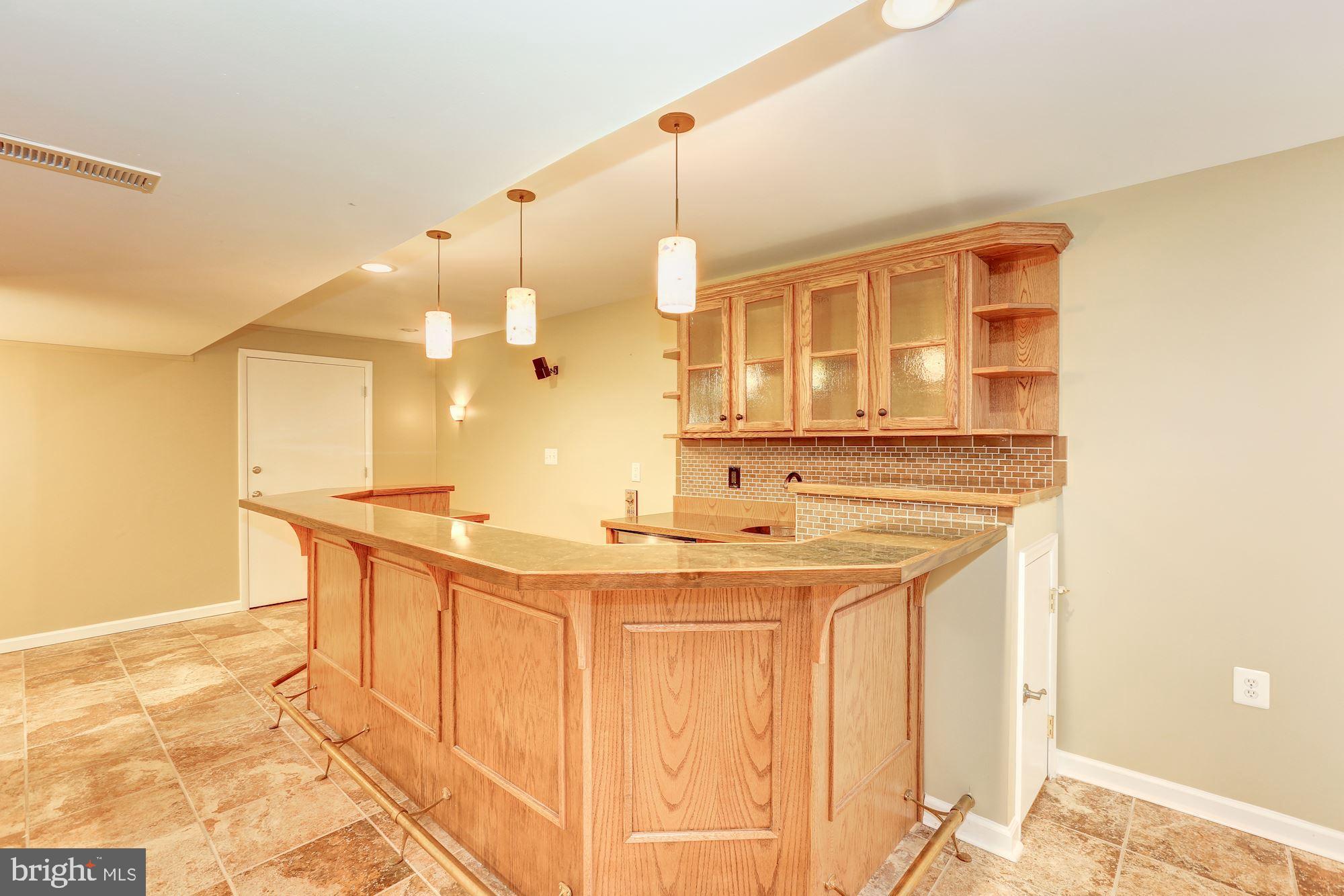 PATAPSCO VALLEY OVERLOOK - Residential Lease