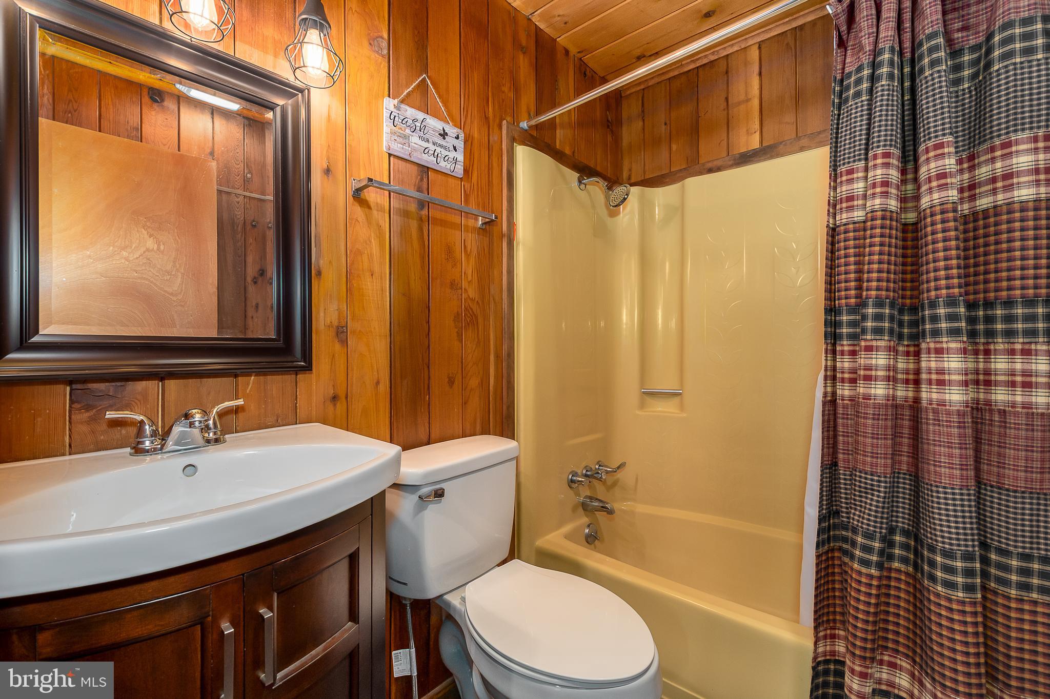 STOCKSLAGER ROAD - Residential