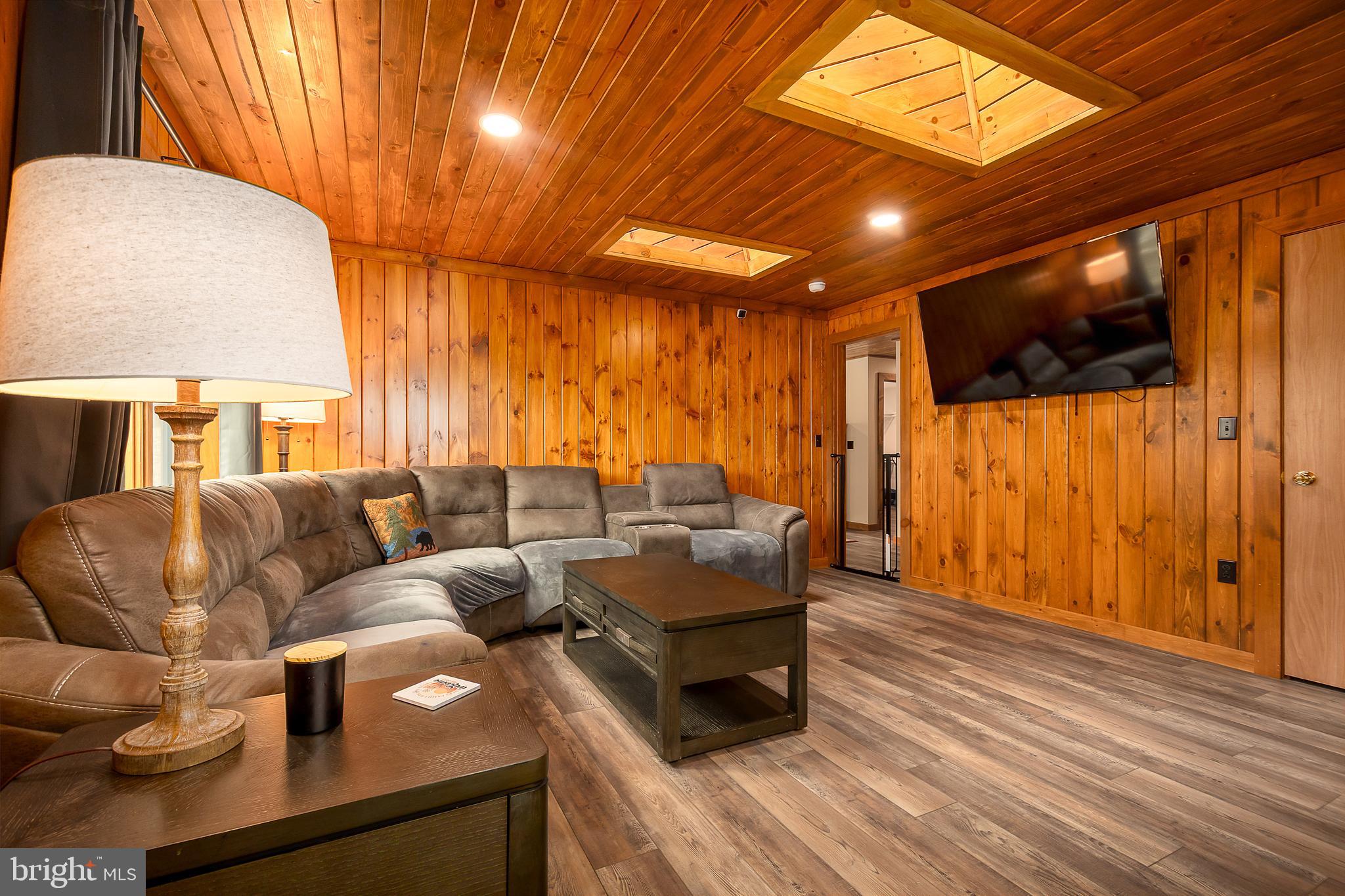 STOCKSLAGER ROAD - Residential