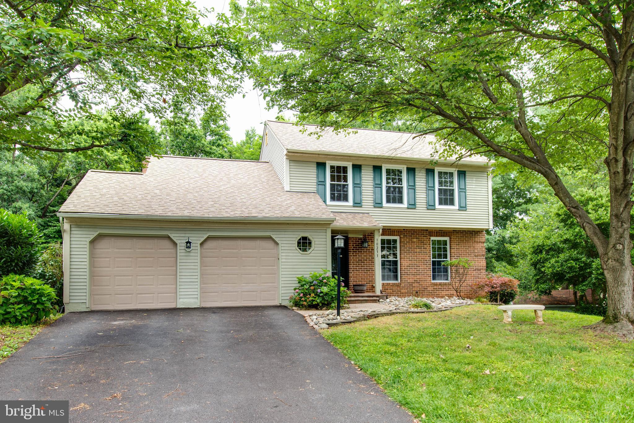 10233 QUEENS CAMEL COURT