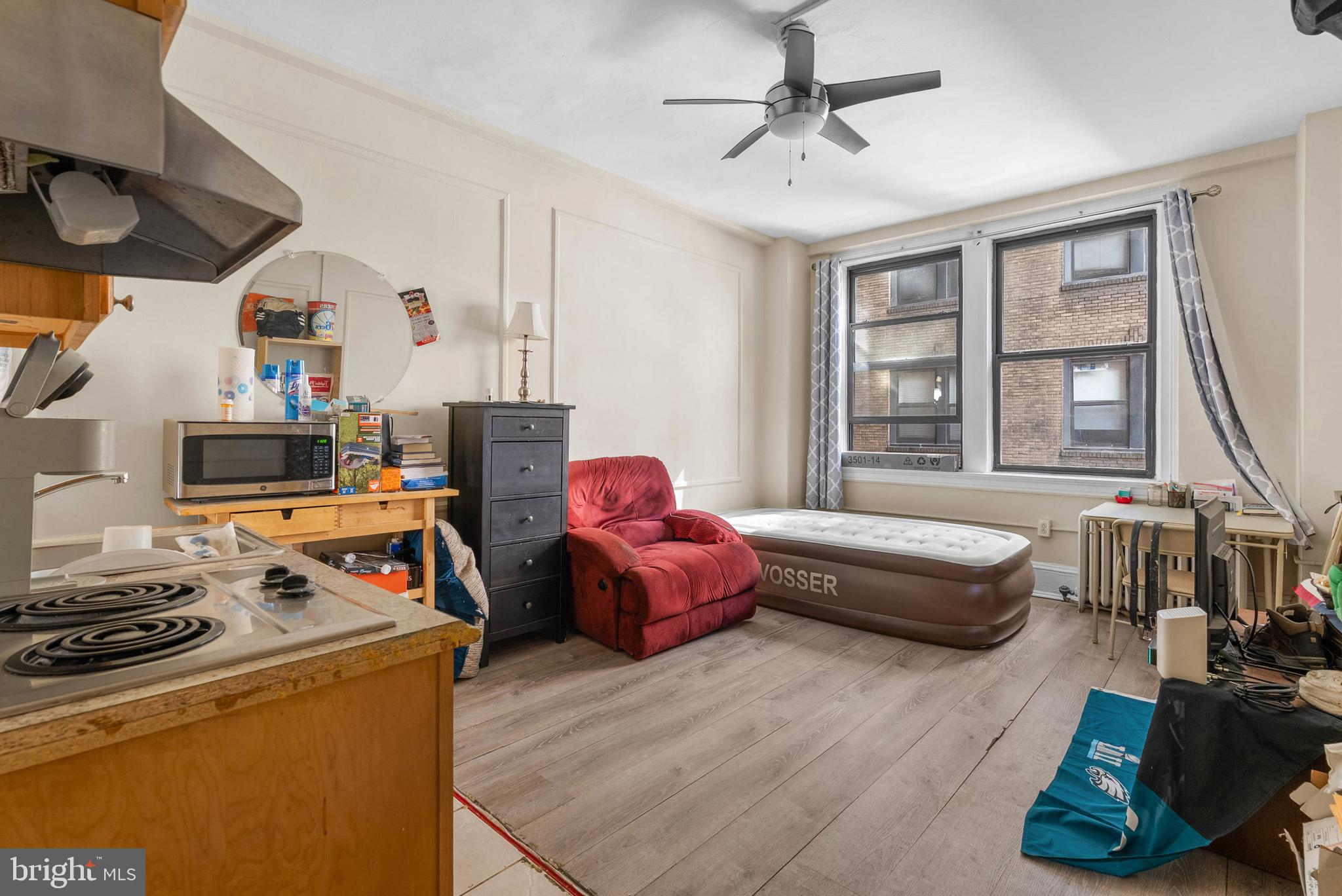 AVENUE OF THE ARTS - Residential