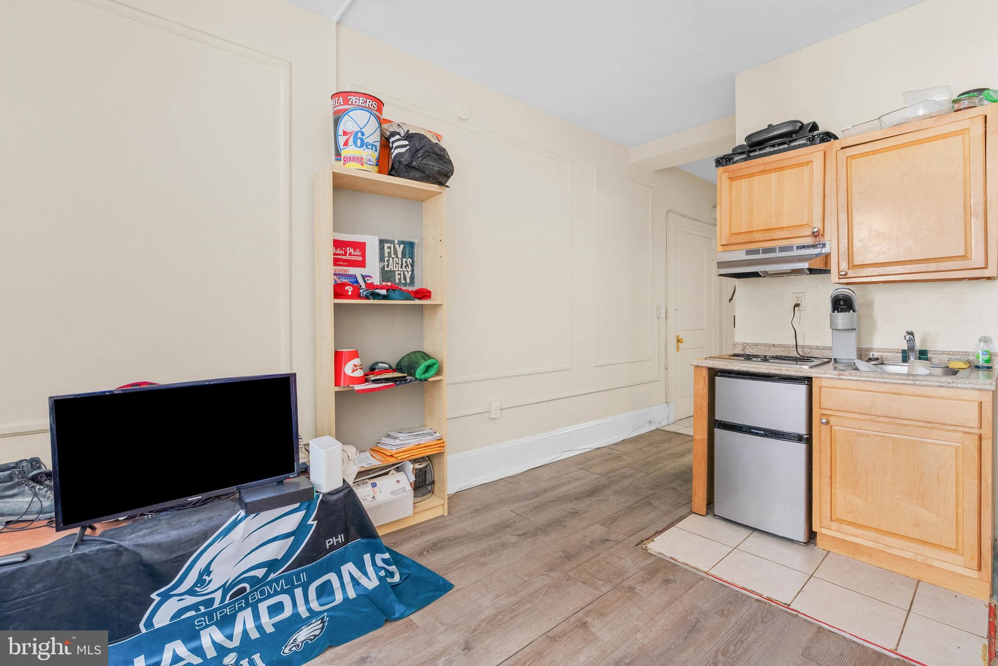 AVENUE OF THE ARTS - Residential