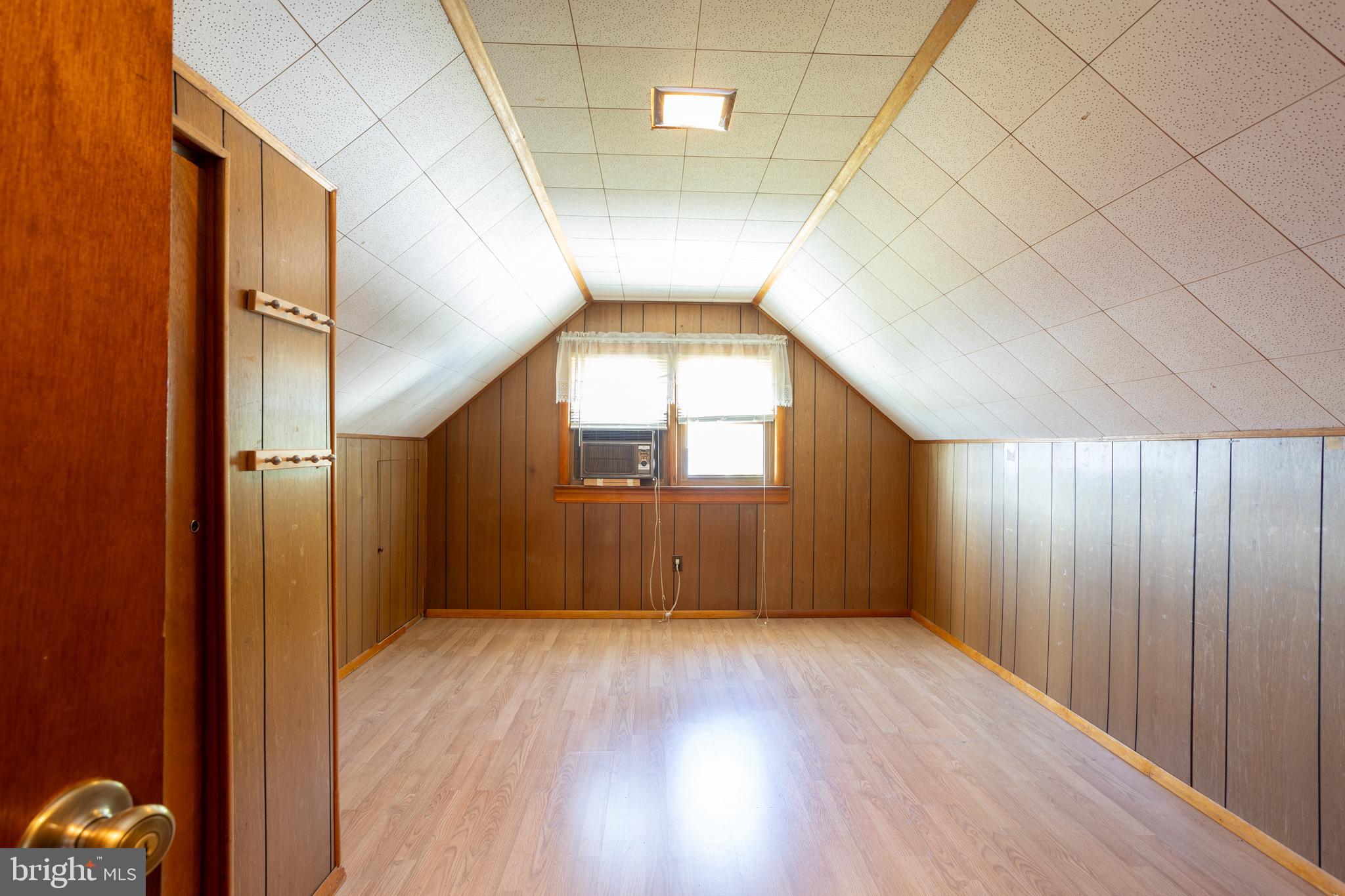 PARKVILLE HEIGHTS - Residential
