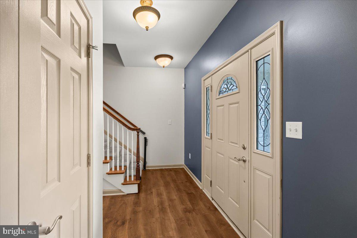 3925 SILVER BROOK DRIVE