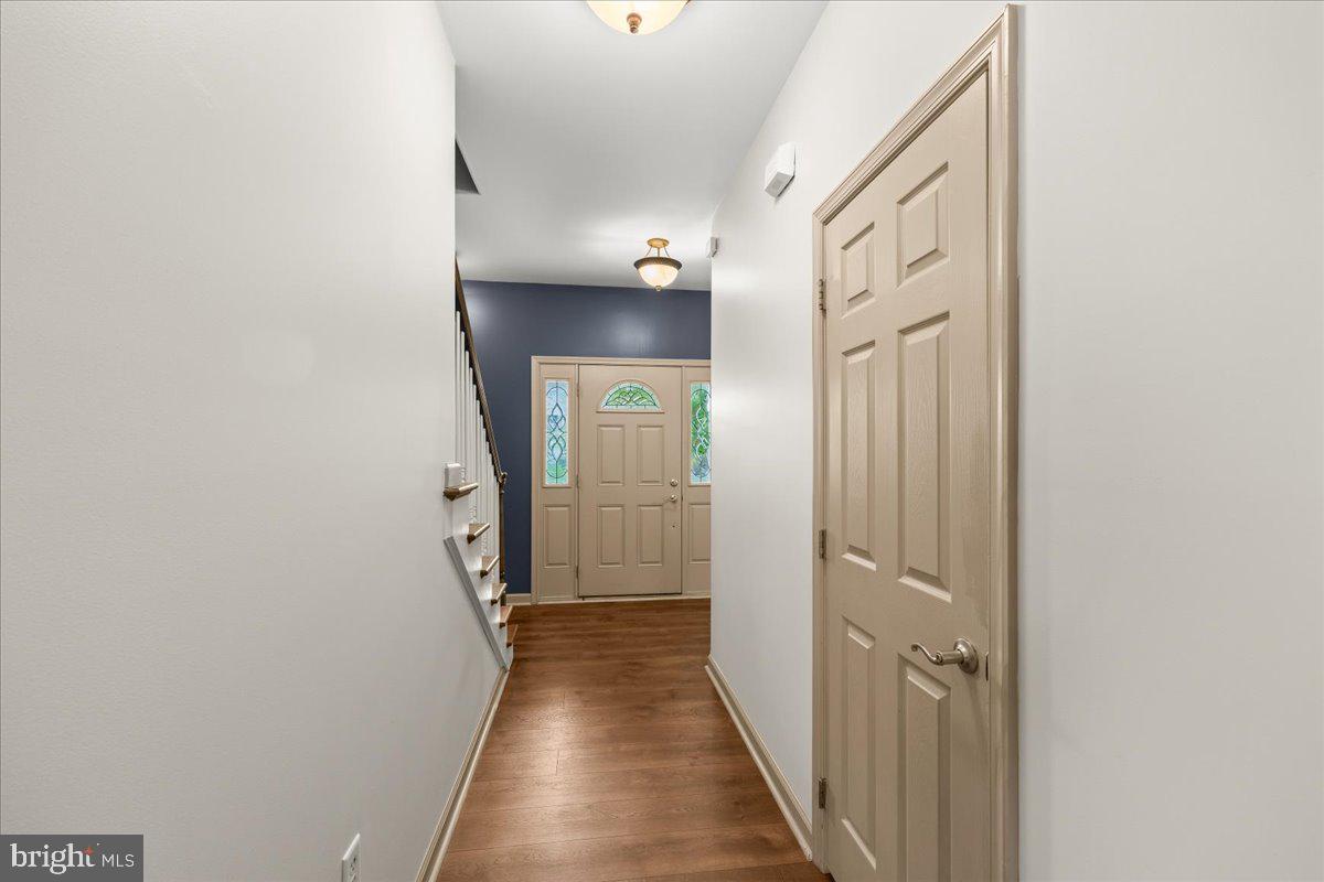 3925 SILVER BROOK DRIVE