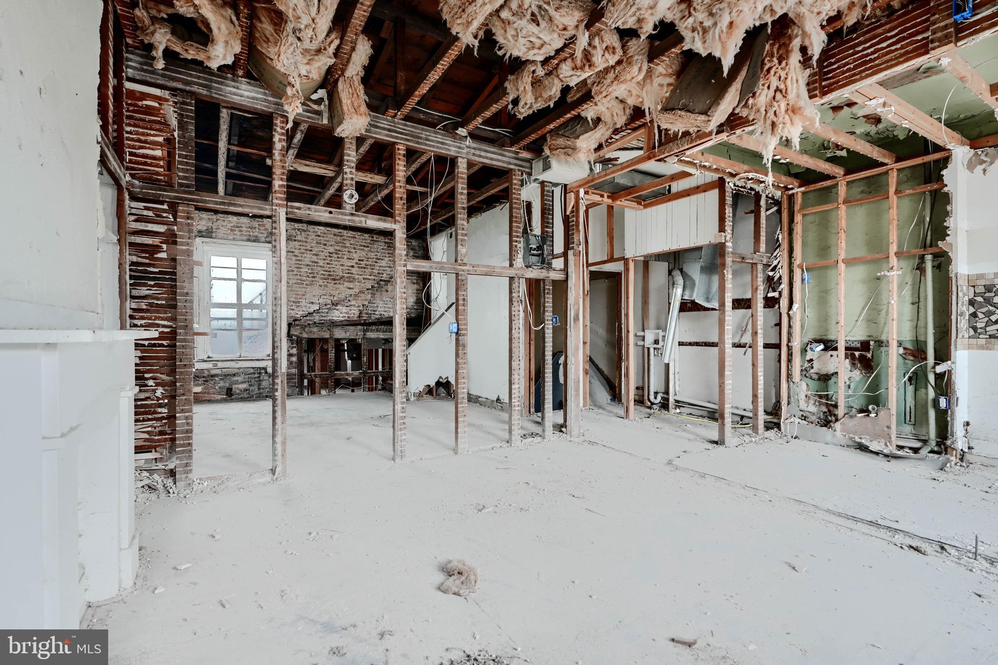 RESERVOIR HILL - Residential