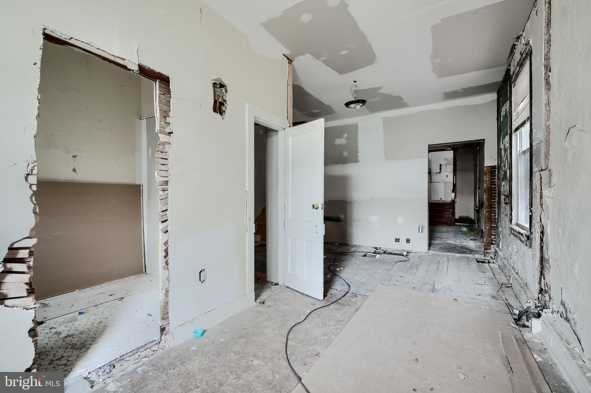 RESERVOIR HILL - Residential