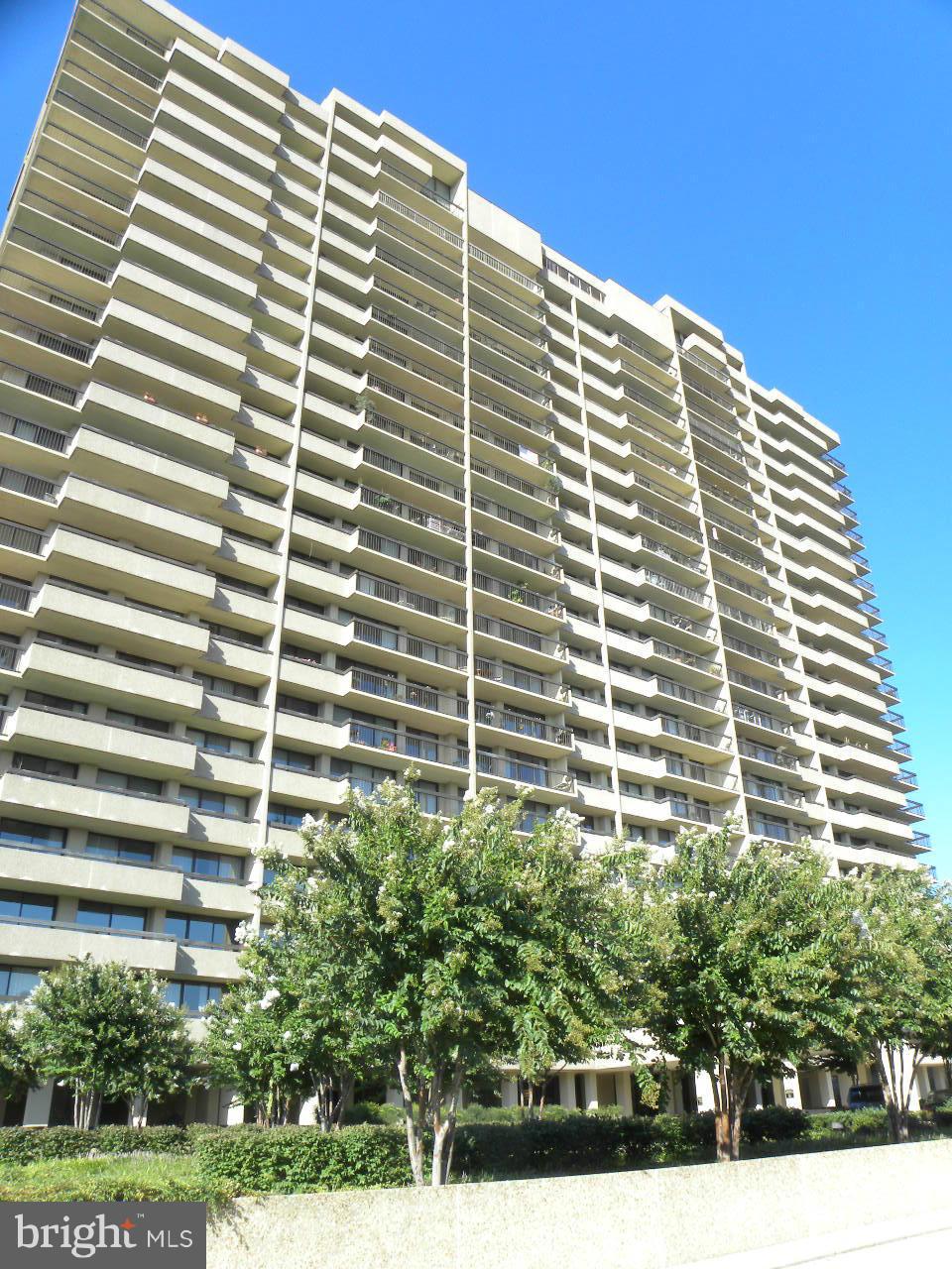 ALEXANDRIA HOUSE - Residential Lease