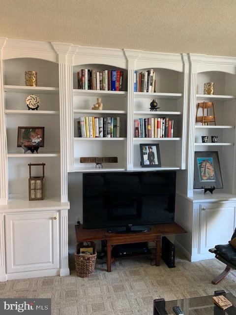 ALEXANDRIA HOUSE - Residential Lease