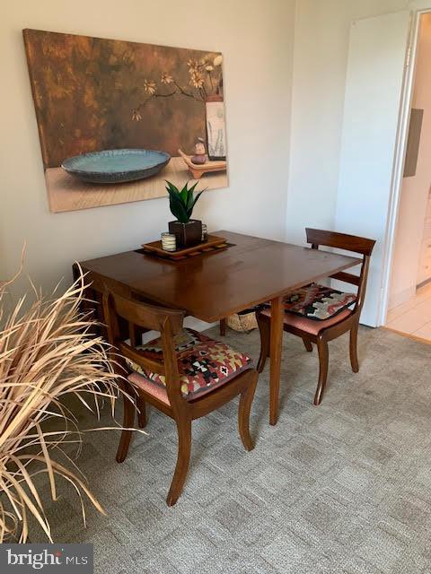 ALEXANDRIA HOUSE - Residential Lease