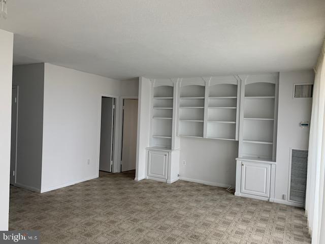 ALEXANDRIA HOUSE - Residential Lease