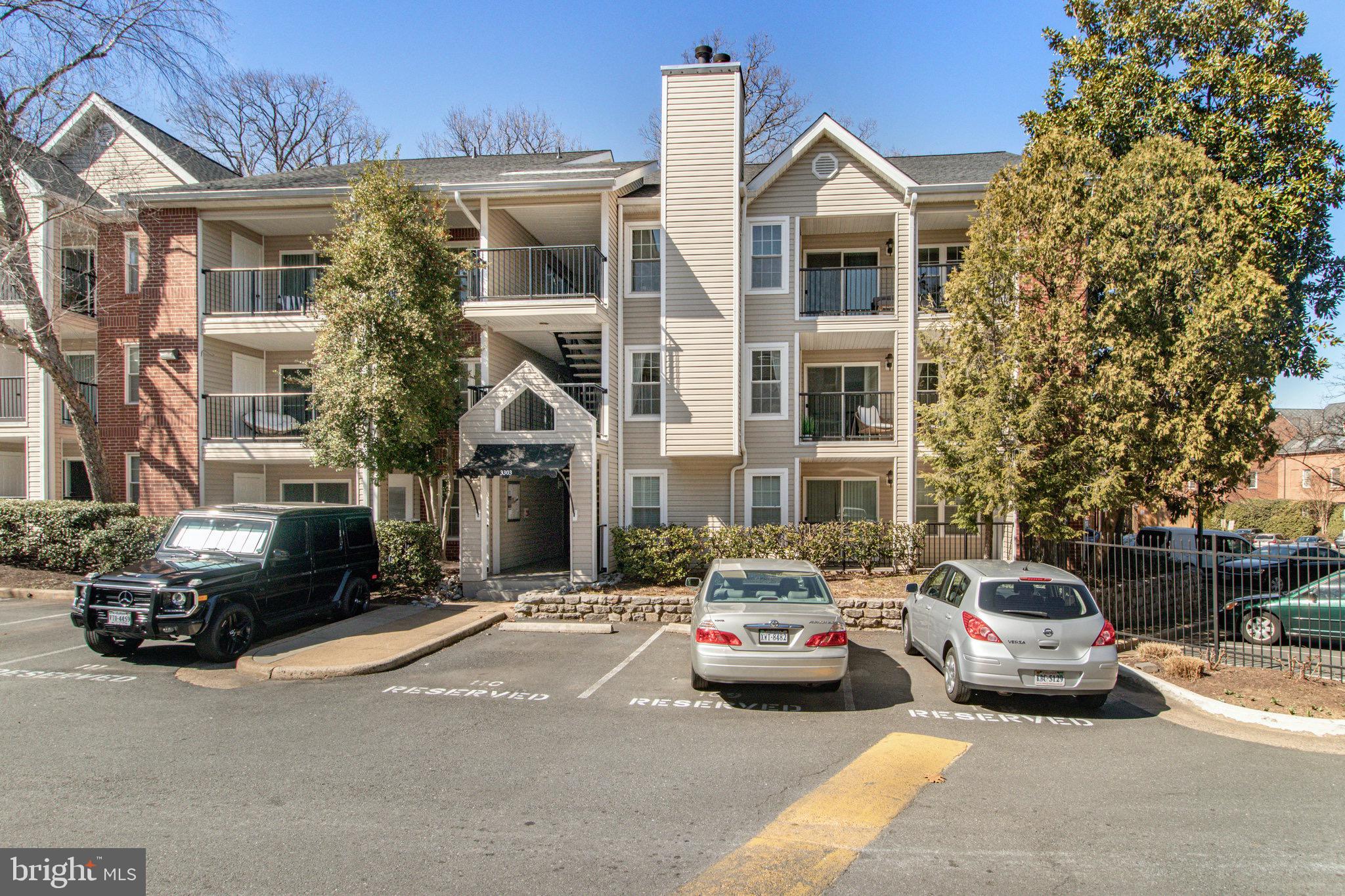 POINTE AT PARK CENTER - Residential