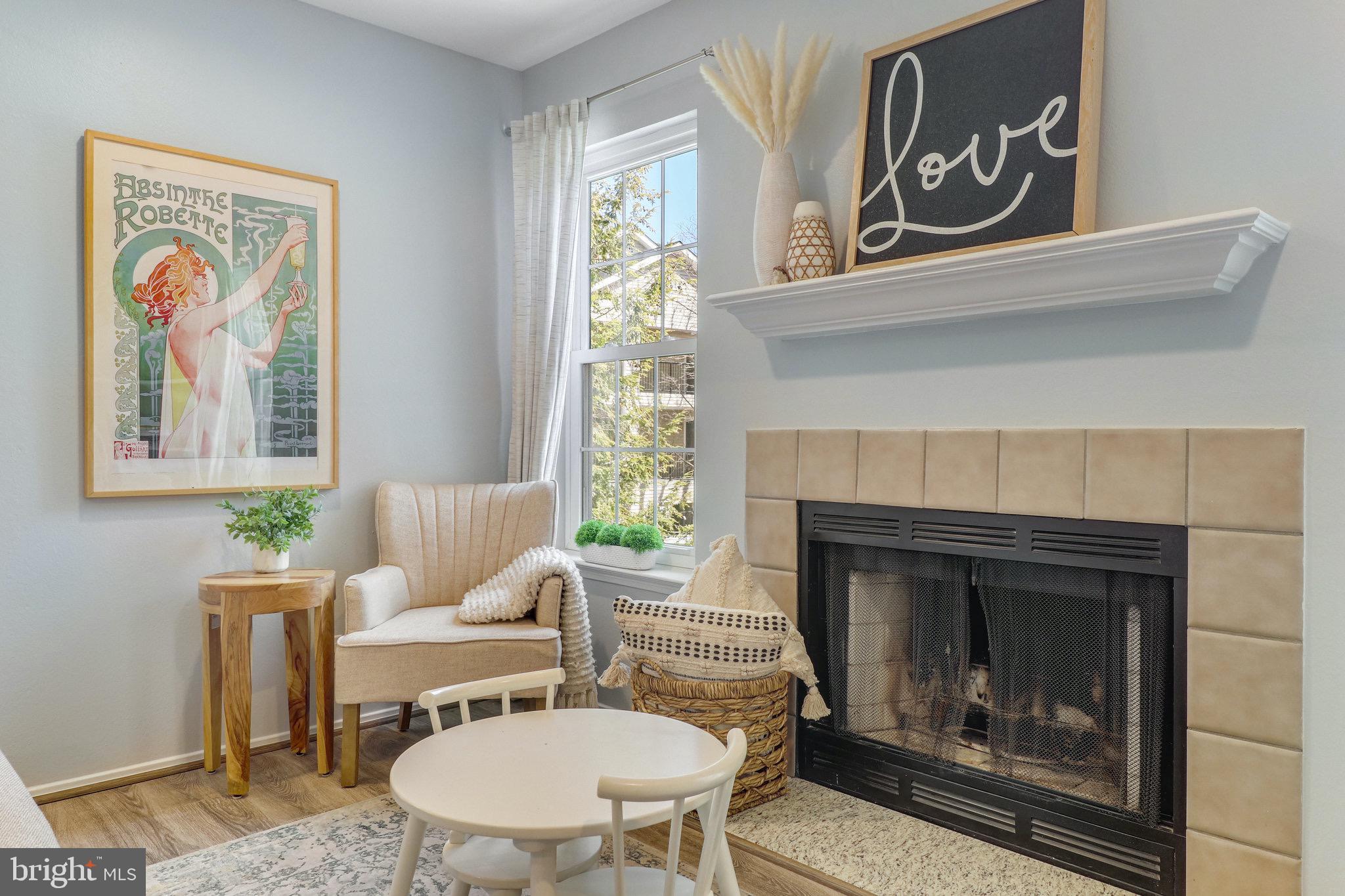 POINTE AT PARK CENTER - Residential