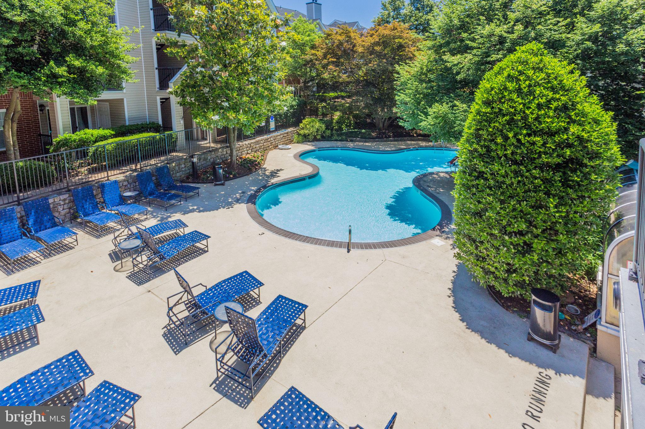 POINTE AT PARK CENTER - Residential