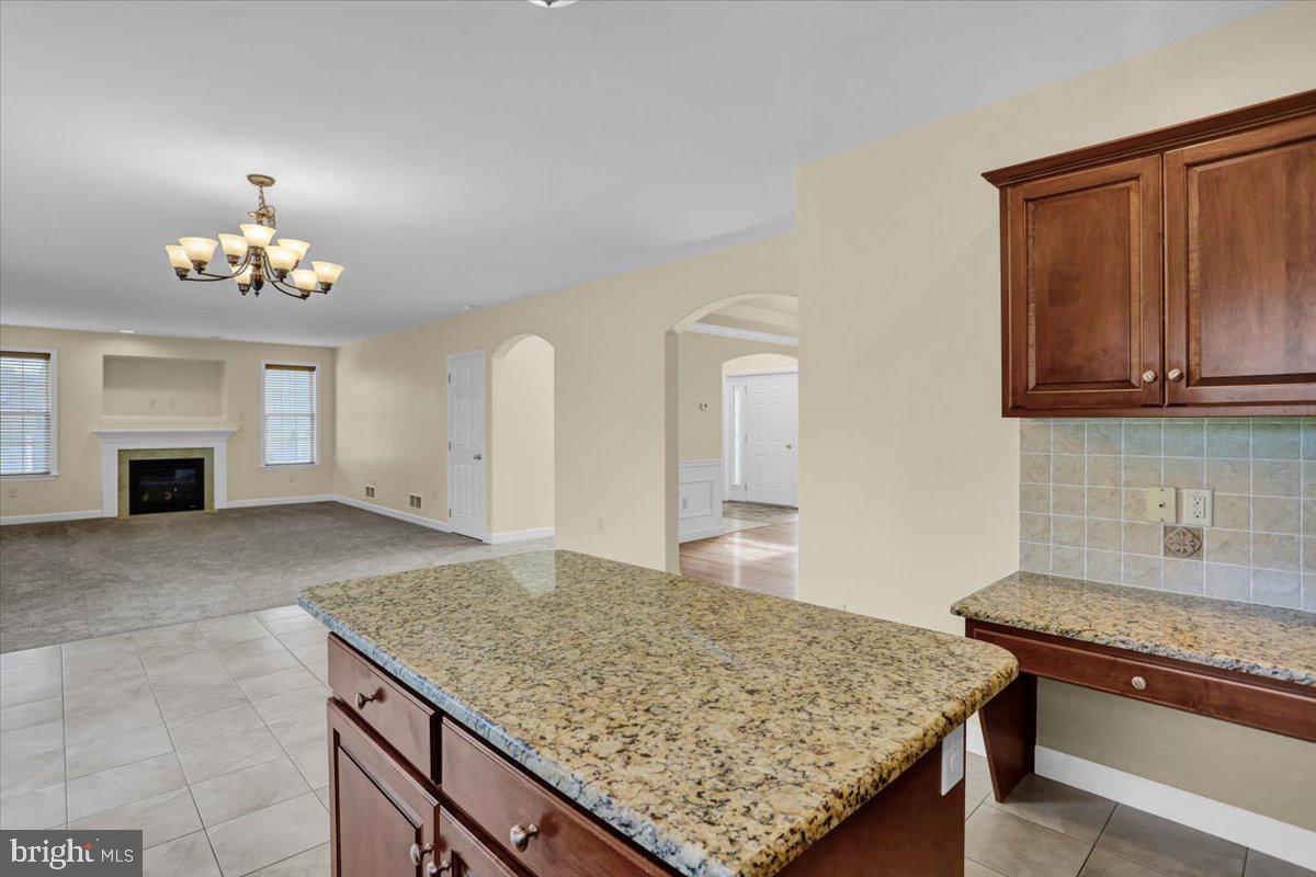 WOODS EDGE - Residential