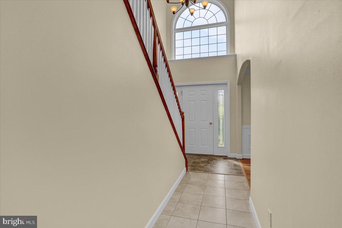 WOODS EDGE - Residential